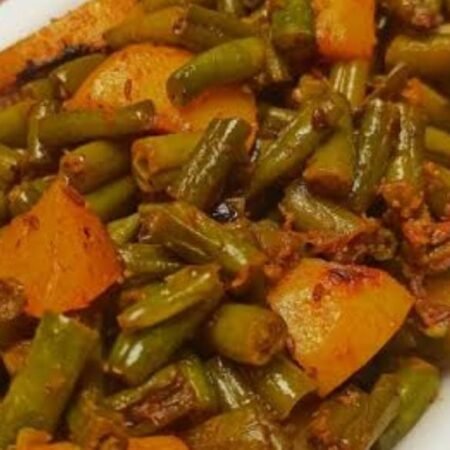 Beans Potato Fry Combo (Served with 3 Paratha)