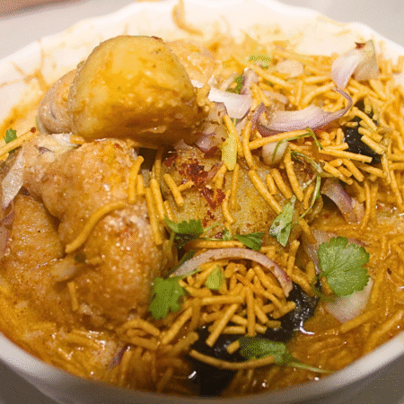 Dahivada (ଦହିବରା) (5PC)  Aloo Dum