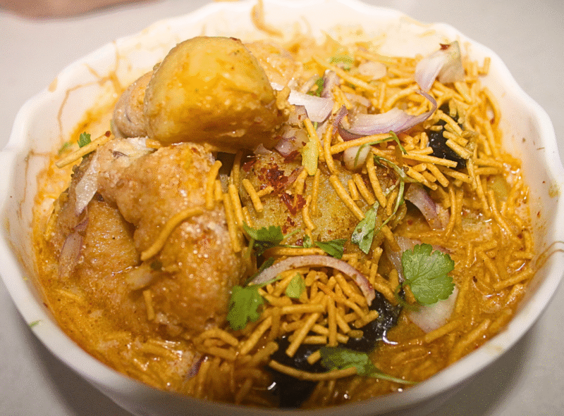 Dahivada (ଦହିବରା) (5PC)  Aloo Dum