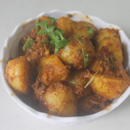 Aalu Masala (ଆଳୁ କଷା)+Roti(3PC)