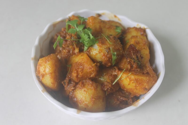 Aalu Masala (ଆଳୁ କଷା)+Roti(3PC)
