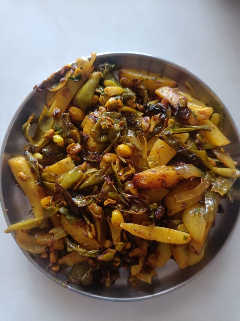 Aalu Sem Fry (Hyacinth Beans) with 4 Chapatis / 3 Parathas