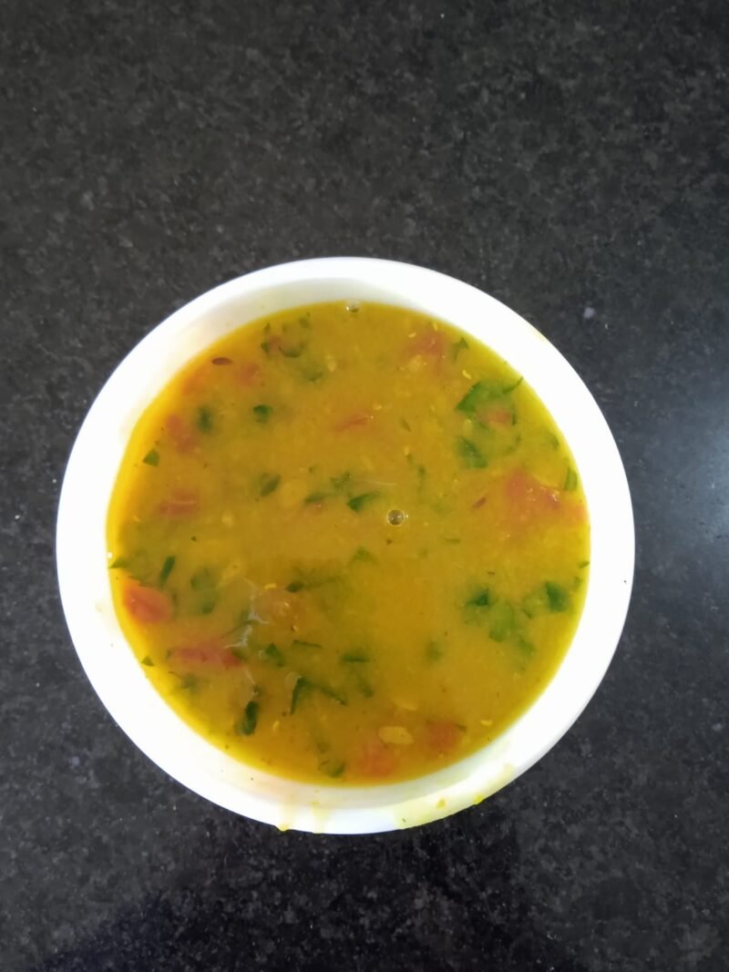 Masur, Malabar spinach Daal with 3 Parathas