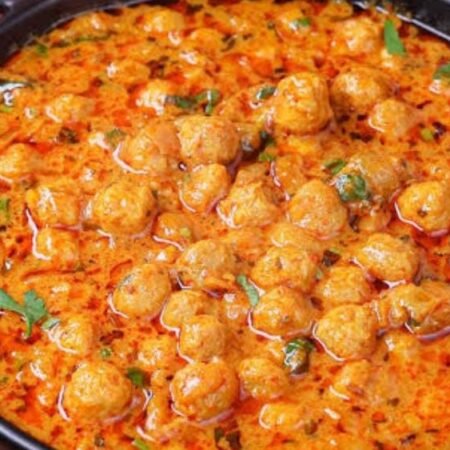 Soya Masala and Daal with 4 Chapati