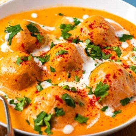 Malai Kofta (10 medium pcs) with 4 parathas or 3 chapatis