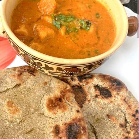 Baajre ki roti (3) + Gatte ki sabji